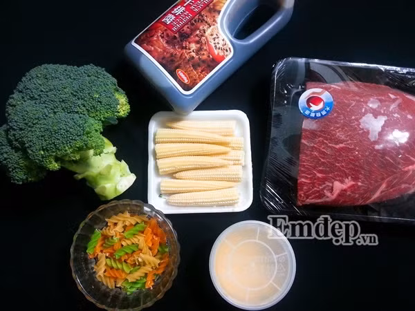 Làm bò bít tết tại nhà ngon chẳng kém ngoài hàng Lam bo bit tet tai nha ngon chang kem ngoai hang