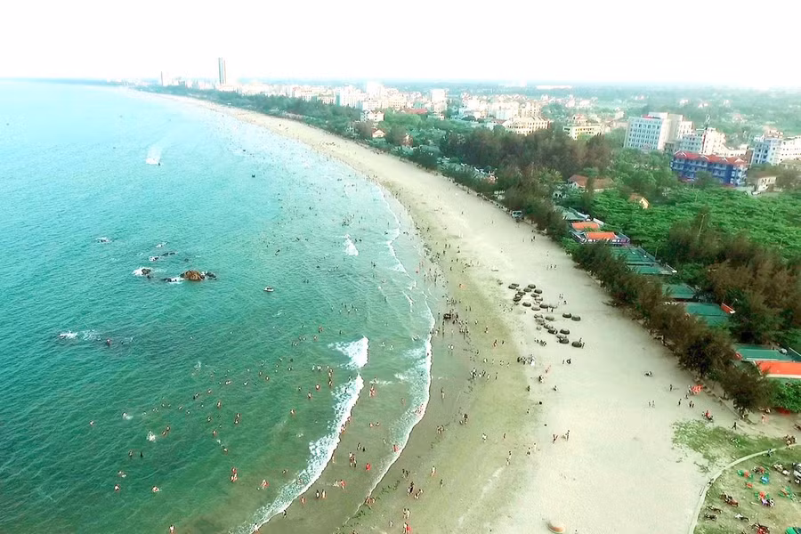 Cửa Lò được đánh giá là một trong những bãi biển đẹp nhất miền Trung.