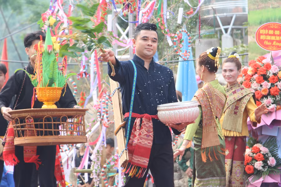 Lễ hội để cầu cho mưa thuận gió hoà, mùa màng bội thu.