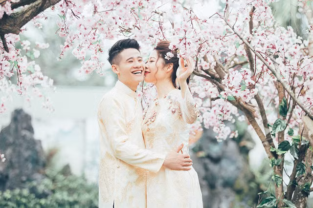 Chồng của Haruka là Nguyễn Hữu Kỳ. Kỳ quê ở Hà Tĩnh, sang Nhật Bản vừa học vừa làm. Hiện tại, Kỳ đang là đầu bếp nhà hàng bò Kobe ở thành phố Kobe, Nhật.