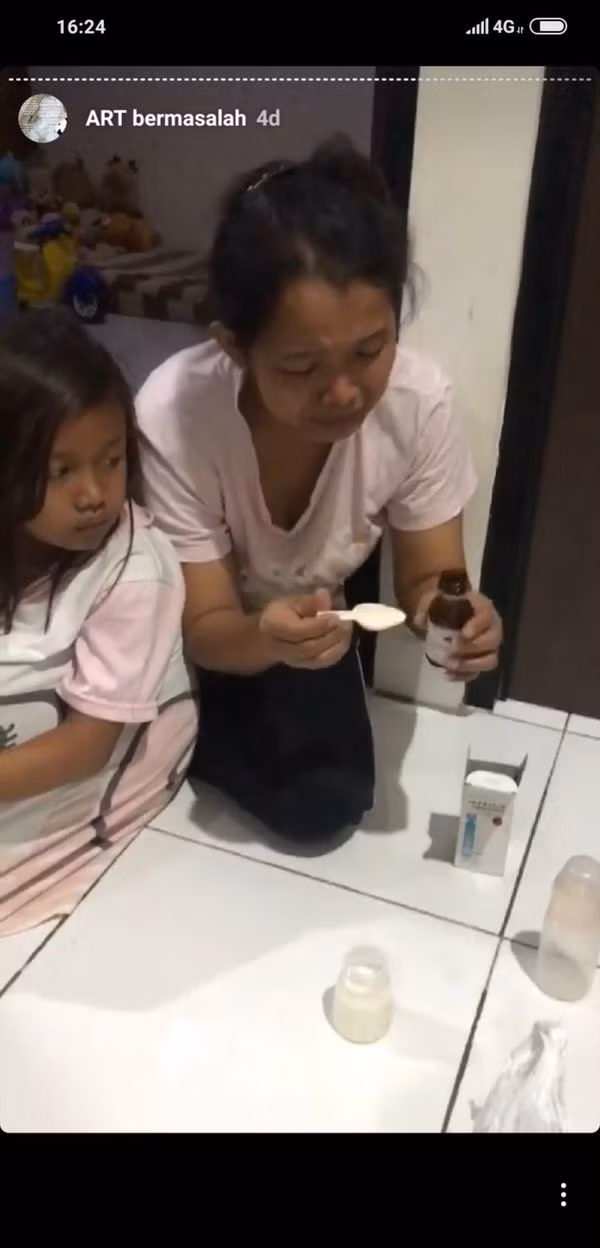 Người trông trẻ thuật lại quá trình pha&nbsp;Cetirizine vào thuốc của bé trai.