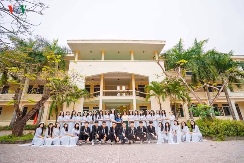 lớp "con nhà nghèo": 29 em xuất sắc đạt điểm xét tuyển khối c trên 20 hình 1 lop "con nha ngheo": 29 em xuat sac dat diem xet tuyen khoi c tren 20 hinh 1