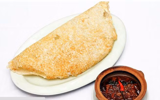 Cách làm cơm cháy giòn rụm ăn cùng tôm rim siêu ngon