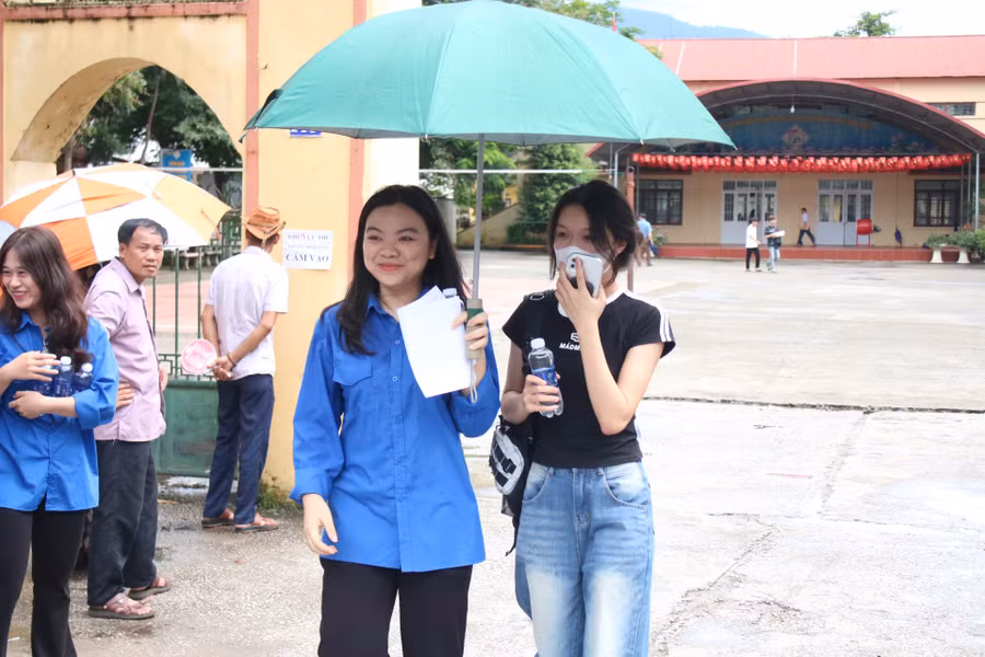 Hỗ trợ thí sinh vào điểm thi trường THPT Bắc Kạn.