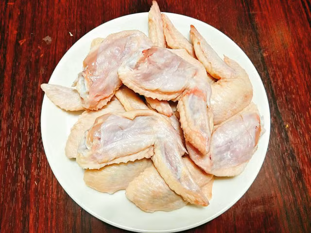 Cánh gà chiên mắm đậm đà, giòn dai ngon khó cưỡng ảnh 3