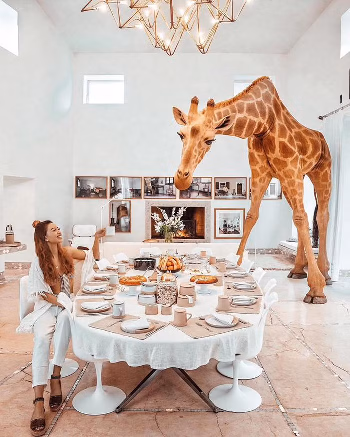 Blogger Australia bị Nga Phạm đạo hình ảnh là tiểu thư giàu có, rich kid chính hiệu ảnh 2 Blogger Australia bị Nga Phạm đạo hình ảnh là tiểu thư giàu có, rich kid chính hiệu ảnh 2