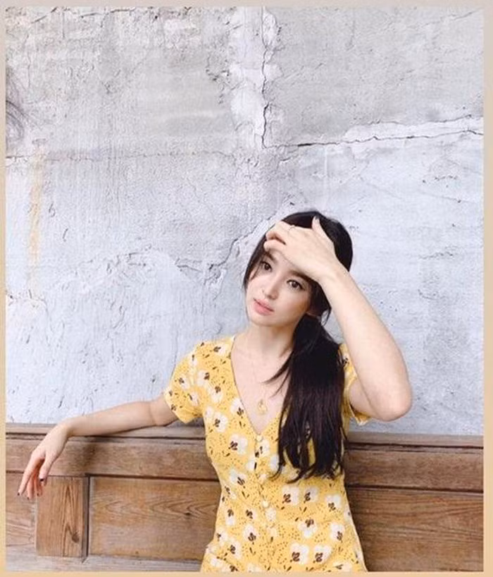 Những khoảnh khắc thời trang quá đẹp của Song Hye Kyo khiến fan "ngất lịm" ảnh 5