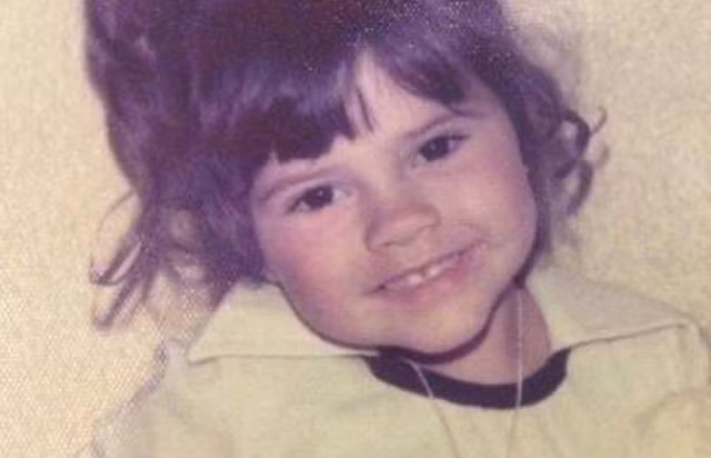Victoria Beckham tiết lộ quá khứ bị bắt nạt về thể xác lẫn tinh thần