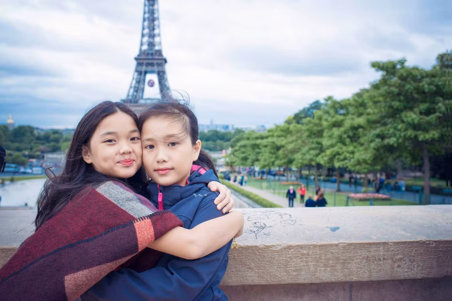 Cách đây một hai năm trước, hai nhóc tì của nữ ca sĩ gốc Huế còn bé nhỏ, đáng yêu thế này. 