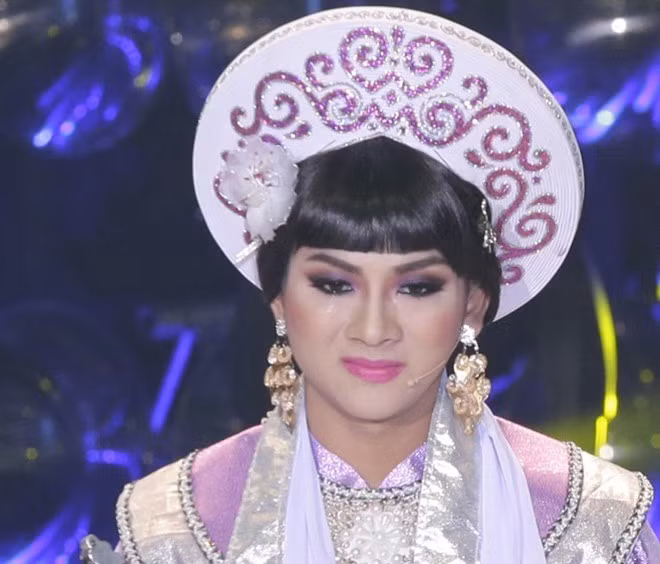 Hoài Lâm vào đề thi