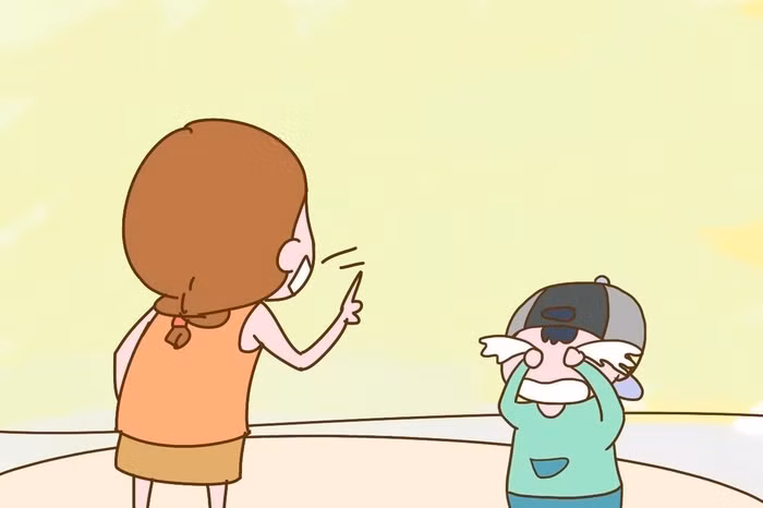 3 việc mà bố mẹ cần làm nếu phát hiện trẻ càng lớn càng trở nên nhút nhát