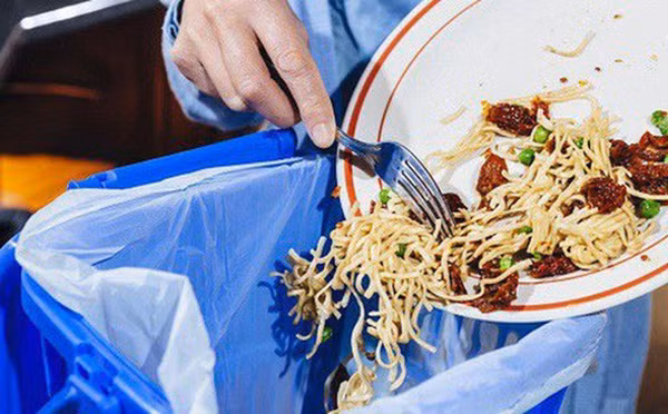 4 loại thực phẩm làm tăng nguy cơ gây ung thư mà gia đình nào cũng dễ gặp, nên hạn chế hết sức có thể-3