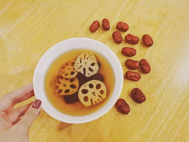 MC Diệp Chi trổ tài làm đồ ăn Nhật tại gia cho con gái Sumo, hội chị em trầm trồ vì hấp dẫn như nhà hàng - Ảnh 13.