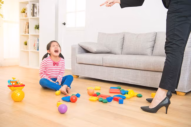 Mắng gì thì mắng, bố mẹ nhất định phải tránh những câu nói này bởi nó sẽ làm tổn thương con đấy! - Ảnh 2.
