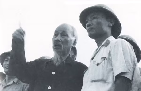 bac ho tung mong duoc du quoc khanh nam 1969 hinh 3