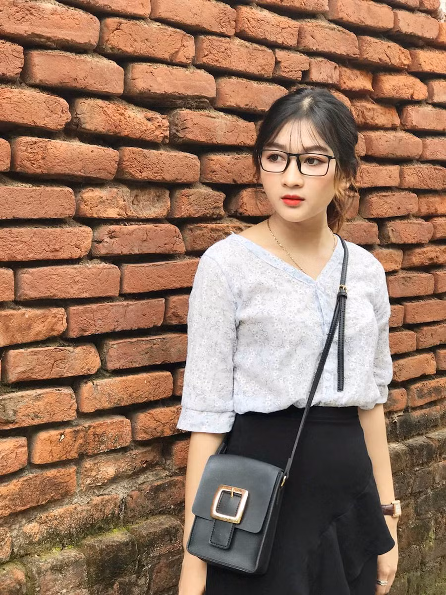 Nữ sinh FPT khiến nhiều chàng trai “nhìn là yêu“ ảnh 2 Nữ sinh FPT khiến nhiều chàng trai “nhìn là yêu“ ảnh 2