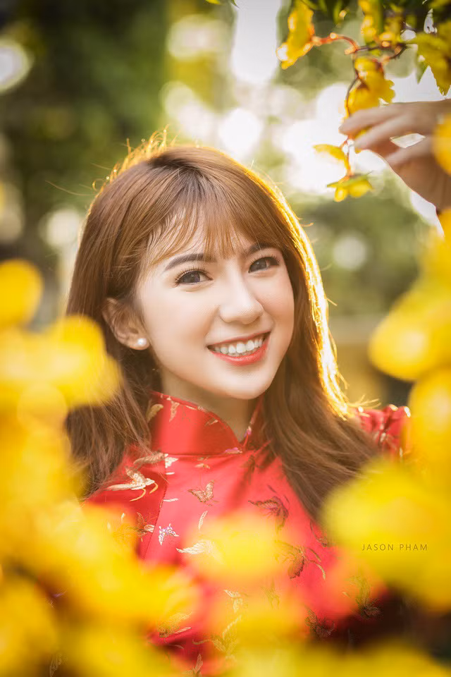  Giang bén duyên với vai trò là một mẫu ảnh từ rất sớm. Năm lớp 7, Giang đã bắt đầu tham gia chụp ảnh và hiện tại cô bạn cũng đang làm mẫu ảnh cho trường, một số cửa hàng thời trang tại Sài Gòn. 