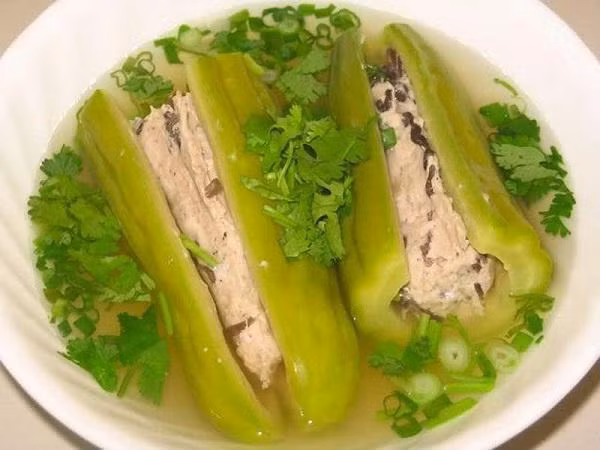 Mẹo khử vị đắng trong mướp đắng ảnh 1