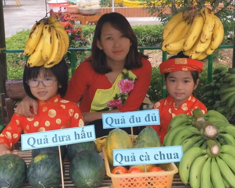 Hoạt động trải nghiệm gắn với cuộc sống của các cháu mầm non thị trấn Hạ Hòa