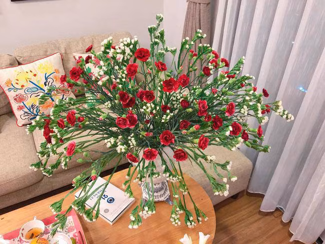 me man voi nhung binh hoa ngap sac xuan cua chi gai ha thanh - 19