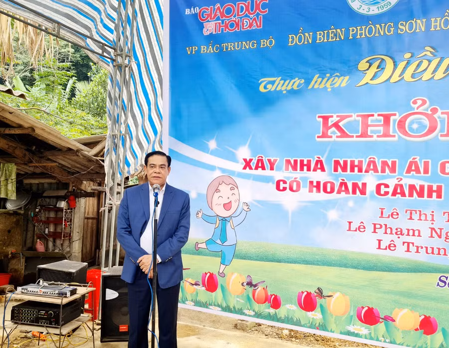 Phát biểu tại lễ khởi công, Chủ tịch UBND tỉnh Võ Trọng Hải đã gửi lời cảm ơn đến Văn phòng Báo Giáo dục &amp; Thời đại, Khu vực Miền Trung - Tây Nguyên, đồng thời nhấn mạnh việc xây dựng nhà cho học sinh nghèo mà Báo đang triển khai là hoạt động mang ý nghĩa sâu sắc, giúp các em học sinh có thêm động lực vươn lên trong cuộc sống và học tập.