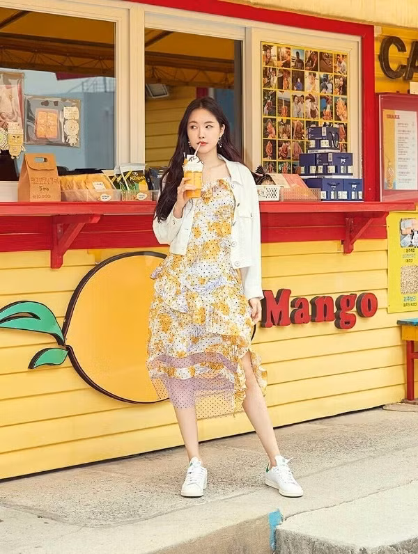 Lên đồ đi du lịch hè đẹp mê ly như loạt mỹ nhân hàn