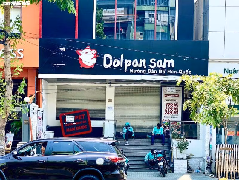 TP.HCM: Lo lắng bị trả lại mặt bằng, chủ nhà đồng loạt giảm giá cho thuê - 2