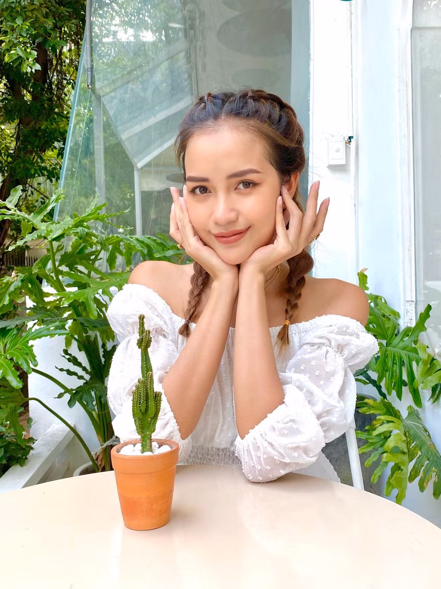 Người đẹp đến từ Tây Ninh đời thường cũng rất nhí nhảnh