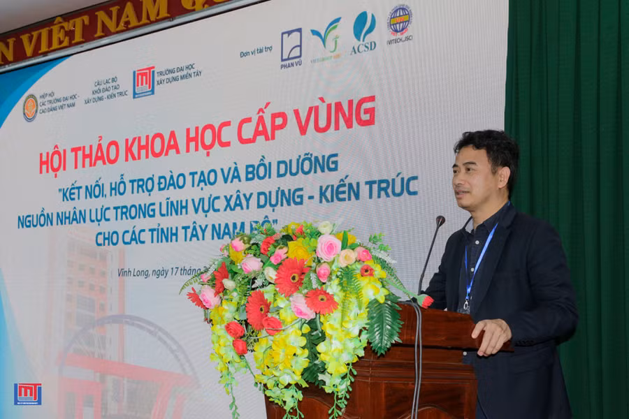 Đại biểu chia sẻ ý kiến tại hội thảo.