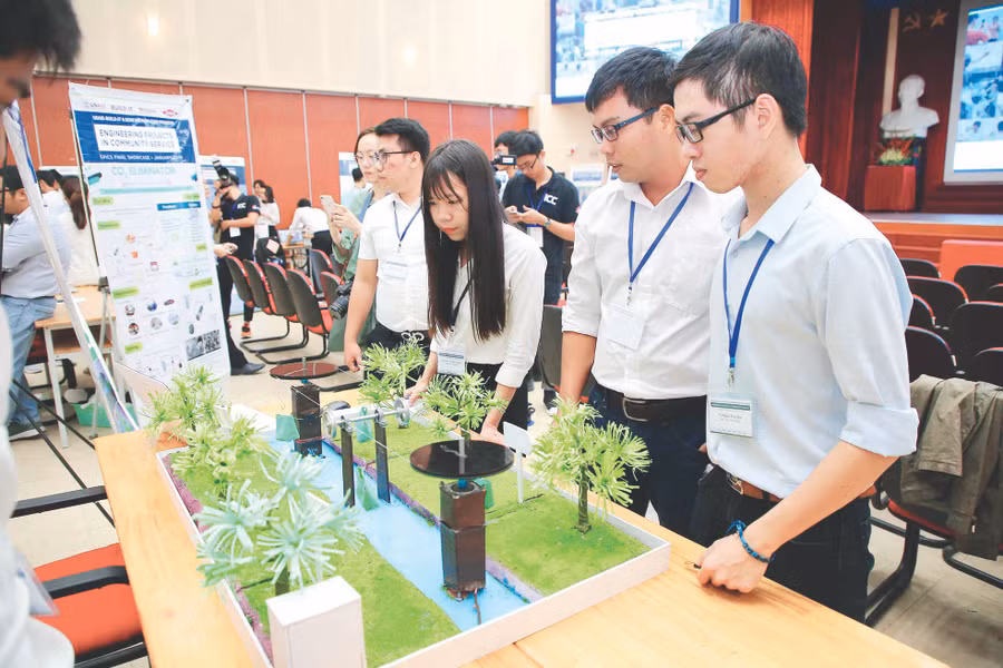 Đào tạo các ngành STEM: Dịch chuyển cùng 4.0
