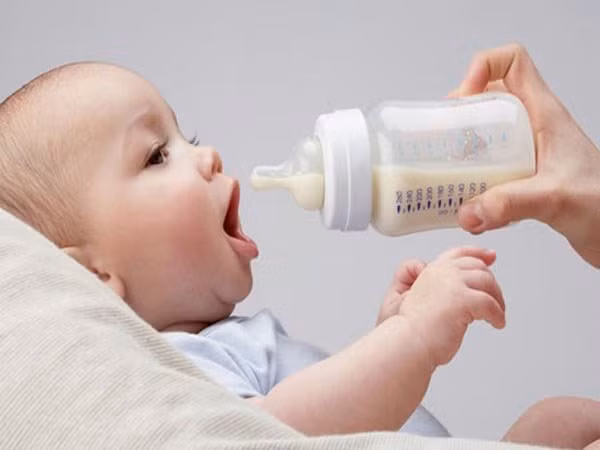 Ông bố trẻ cứu con thoát chết trong gang tấc và cảnh báo cực quan trọng tới bố mẹ khi cho con ăn uống - Ảnh 5.
