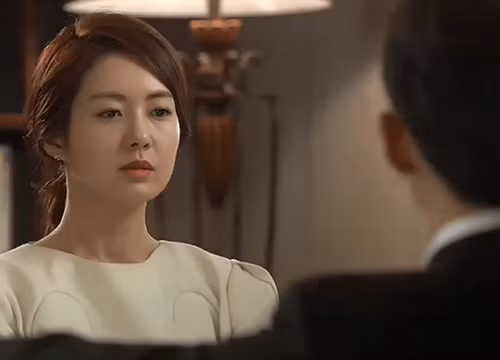 Hí hửng được chồng đưa đi tuần trăng mật nhưng vừa nghe câu nói của mẹ chồng nàng dâu nghẹn lời