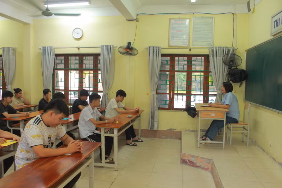 Gần 17.500 thí sinh Thái Nguyên bước vào kỳ thi tuyển sinh lớp 10.