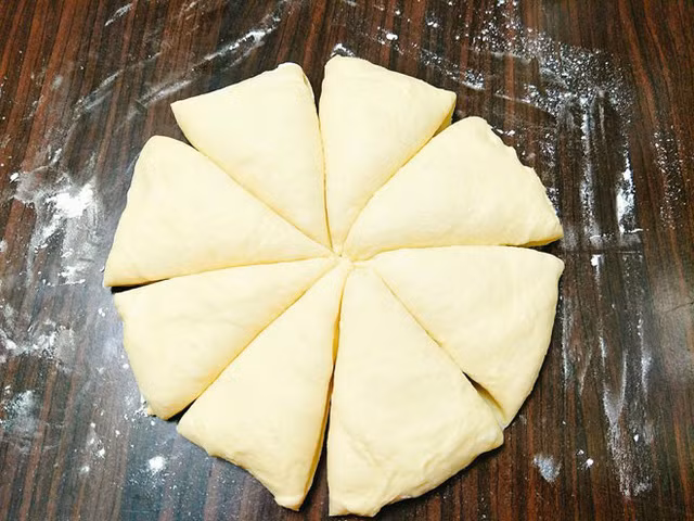 Tự làm bánh mì tươi thơm phức ngon hơn ngoài hàng ảnh 4