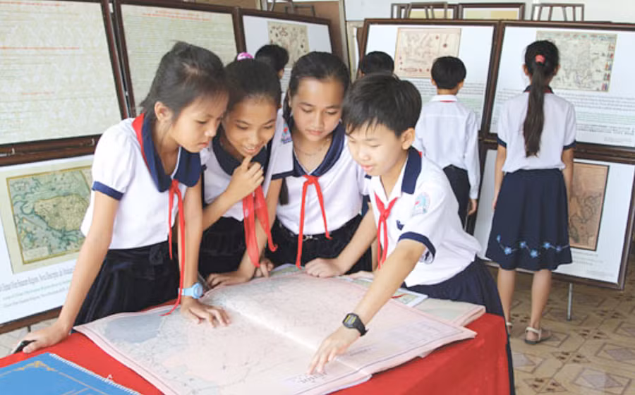 Sáng tạo trong giáo dục biển đảo