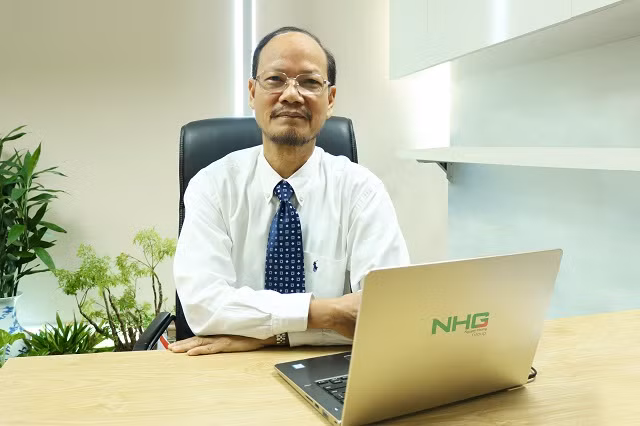 TS. Trần Xuân Thảo – Phó Tổng Giám đốc phụ trách nghiên cứu và phát triển giáo dục NHG TS. Trần Xuân Thảo – Phó Tổng Giám đốc phụ trách nghiên cứu và phát triển giáo dục NHG