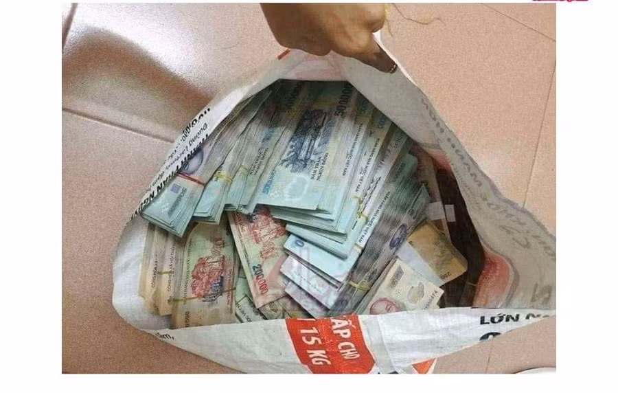 Tiêu gì cho hết?