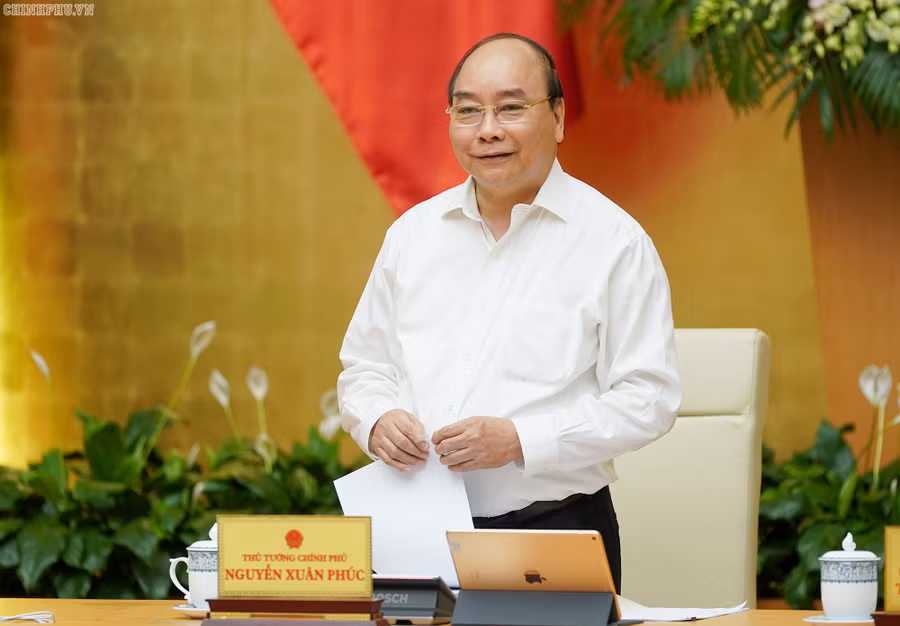 Thủ tướng Nguyễn Xuân Phúc phát biểu tại phiên họp. Ảnh: VGP/Quang Hiếu
