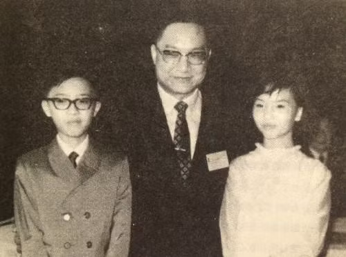 cai chet bi an cua con trai ly tieu long va kim dung hinh anh 5