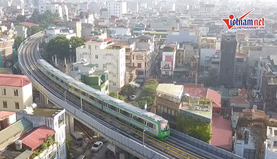 Tuyến đường sắt trên cao Cát Linh - Hà Đông chưa rõ thời gian khai thác. Ảnh: Đoàn Bổng Không có chuyện tàu trên cao Cát Linh - Hà Đông chở khách từ 1/4