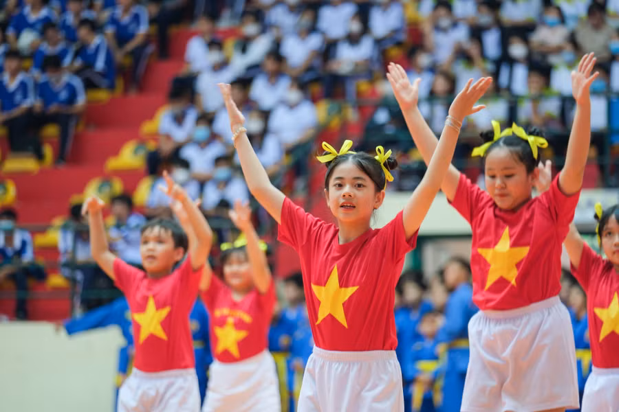 Một số tiết mục biểu diễn văn nghệ tại lễ khai mạc.