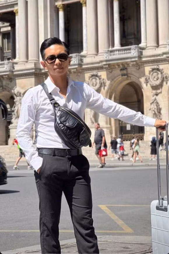 Khánh Thi và Phan Hiển chụp ảnh cưới ở Châu Âu.