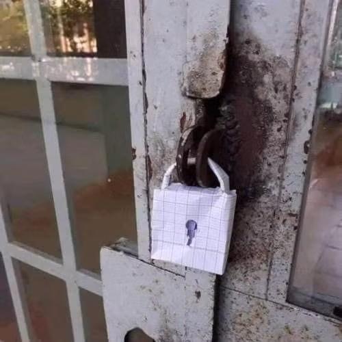 Khóa tình yêu