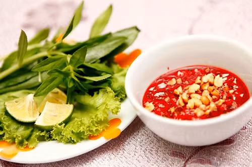 4 món ăn chứa “cả ổ” giun sán, nhiều người Việt vẫn vô tư ăn mỗi ngày