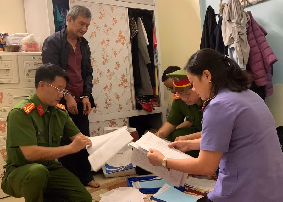 Cơ quan chức năng công bố các quyết định khởi tố vụ án, khởi tố bị can