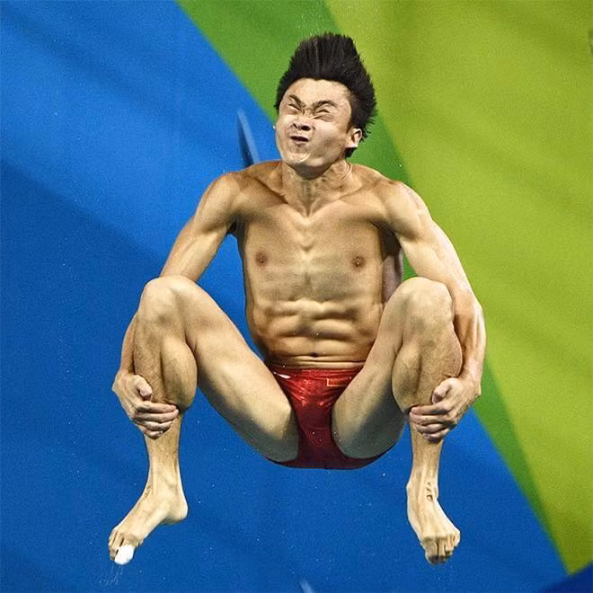 Những khoảnh khắc ‘hài hước khó đỡ’ của vận động viên tại Olympic ảnh 8