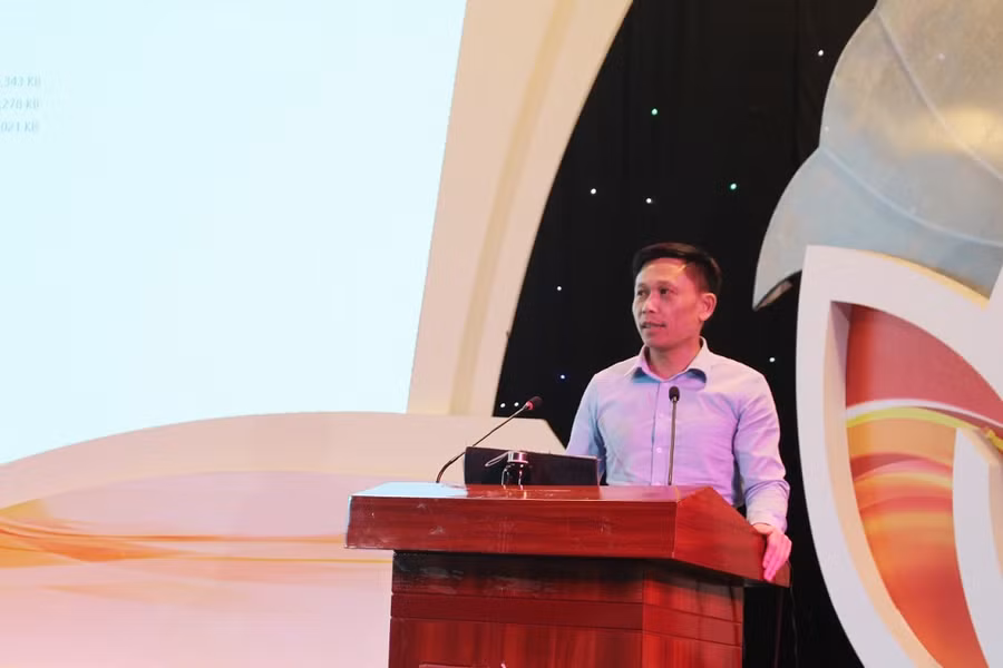 PGS. TS Nhà báo Nguyễn Thành Lợi, Ủy viên Ban chấp hành Hội Nhà báo Việt Nam chia sẻ tại diễn đàn