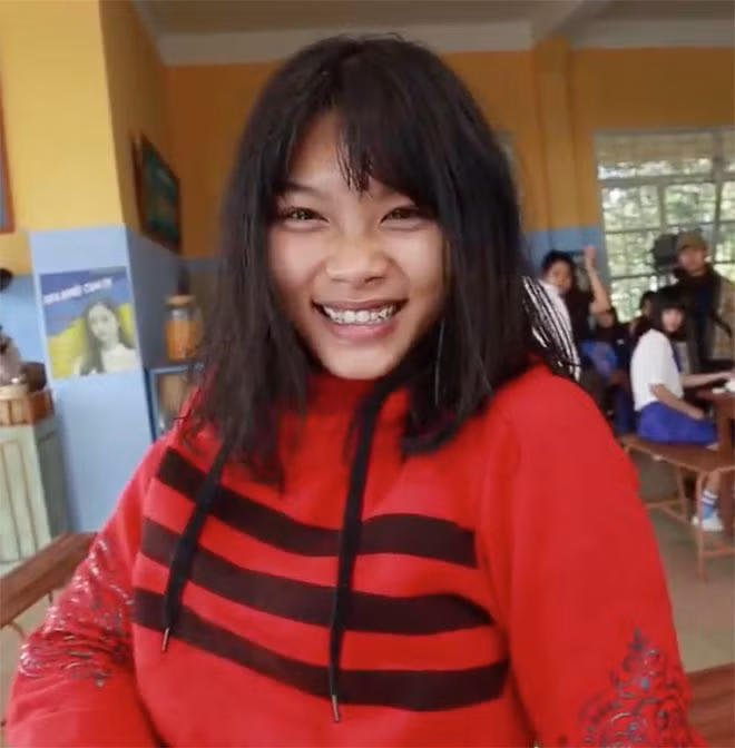 Vì sao con gái ruột tài năng của “nữ hoàng cảnh nóng” Kiều Trinh lại lui về ở ẩn? - Ảnh 3.