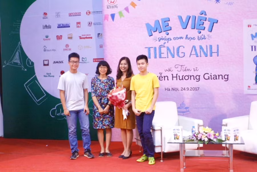 Giúp con học tốt tiếng Anh