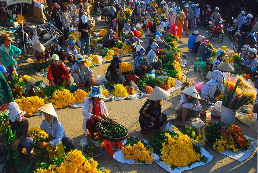 can canh cho tet o lang que viet dam bac nhung day khong khi tet